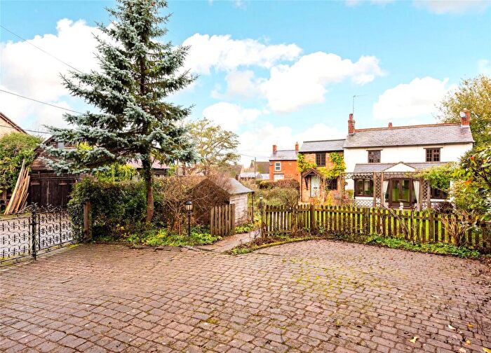 4 Bedroom Detached House For Sale In Cattle End, Silverstone, Towcester, Northamptonshire, NN12