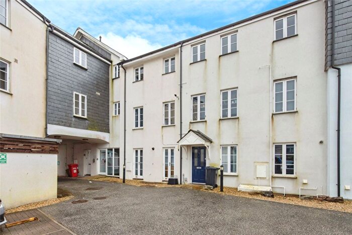 2 Bedroom Flat For Sale In Crockwell Street, Bodmin, Cornwall, PL31