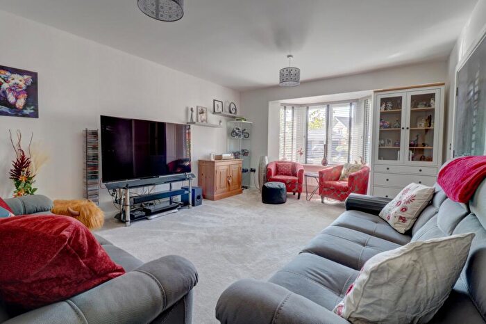 5 Bedroom Detached House For Sale In Barley Close, Longwick, Princes Risborough, Buckinghamshire, HP27