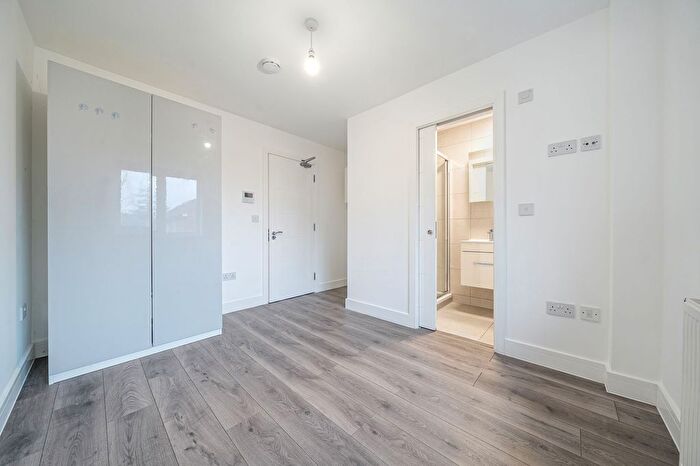1 Bedroom Property To Rent In Hospital Way, Hither Green, SE13