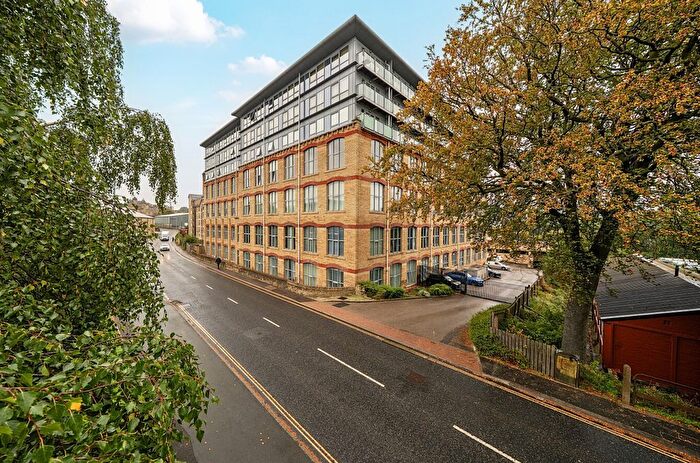 2 Bedroom Flat For Sale In The Silk Mill, Dewsbury Road, Elland, West Yorkshire, HX5