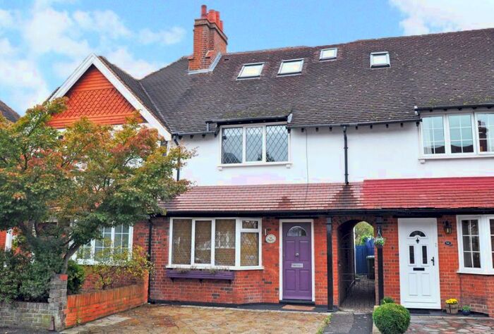 2 Bedroom Semi-Detached House To Rent In Portlock Road, Maidenhead, Berkshire, SL6