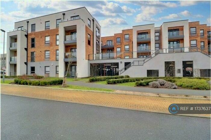 2 Bedroom Flat To Rent In Duchess Court, Welwyn Garden City, AL7