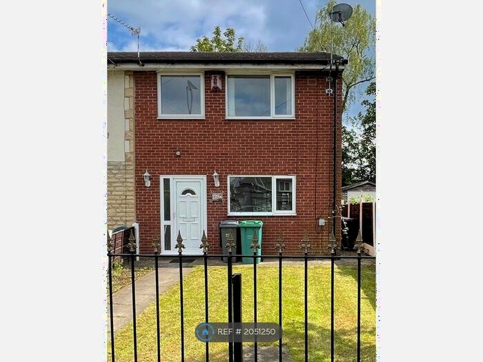 3 Bedroom End Of Terrace House To Rent In Woodhouse Lane, Wythenshawe, M22