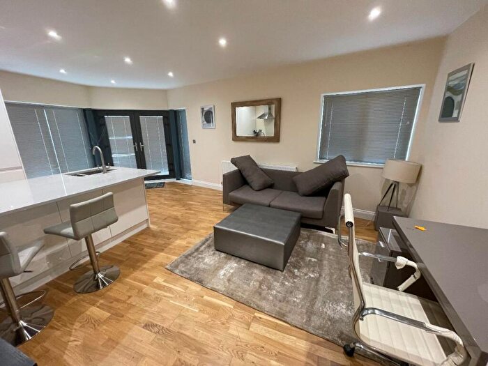 2 Bedroom Apartment To Rent In New Town House, Lind Road, Sutton, SM1