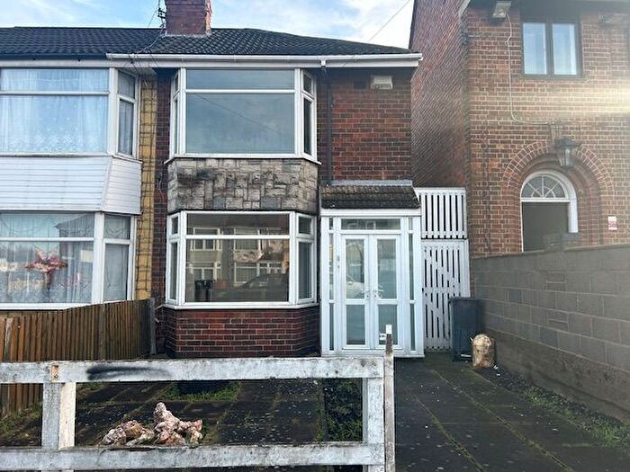 3 Bedroom Semi-Detached House To Rent In Kerrysdale Avenue, Leicester, LE4