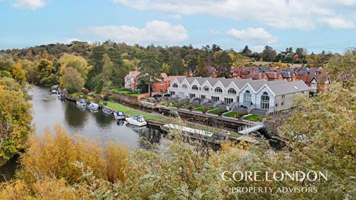 4 Bedroom Semi Detached House For Sale In Waterside Living, Taplow, SL6