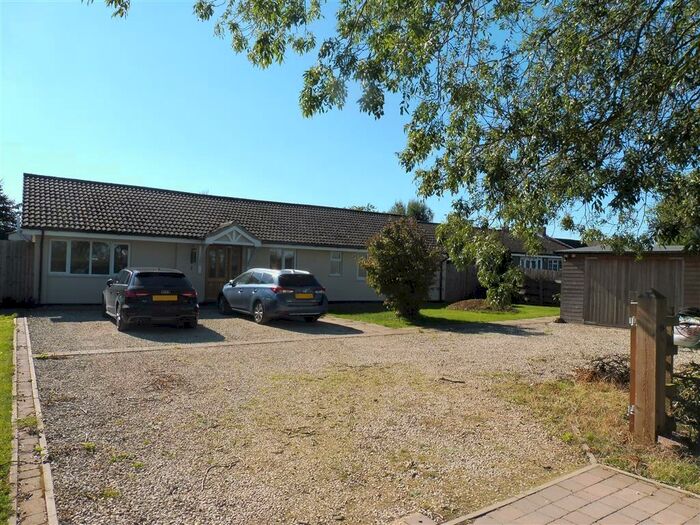 4 Bedroom Bungalow To Rent In Church Lane, Great Gonerby, Grantham, NG31