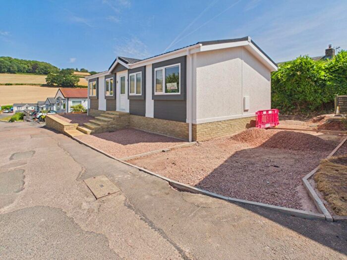 2 Bedroom Park Home For Sale In Lea Villa Residential Park, Lea, Ross-on-Wye, HR9