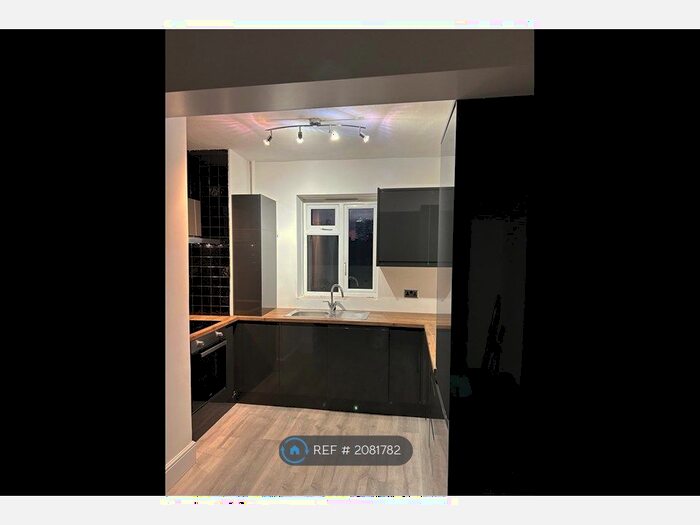 1 Bedroom Flat To Rent In Tuskar Street, Greenwich, SE10