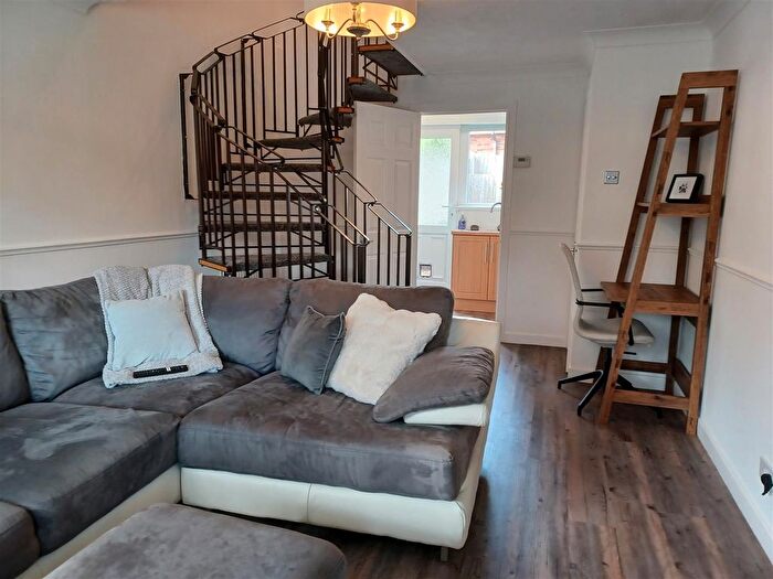1 Bedroom Terraced House To Rent In Grange Way, Sandbach, CW11