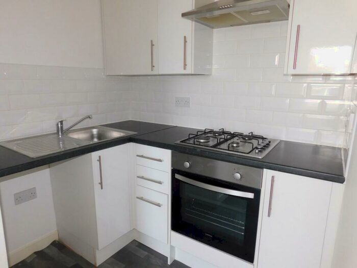 2 Bedroom Apartment To Rent In Smithdown Road, L15