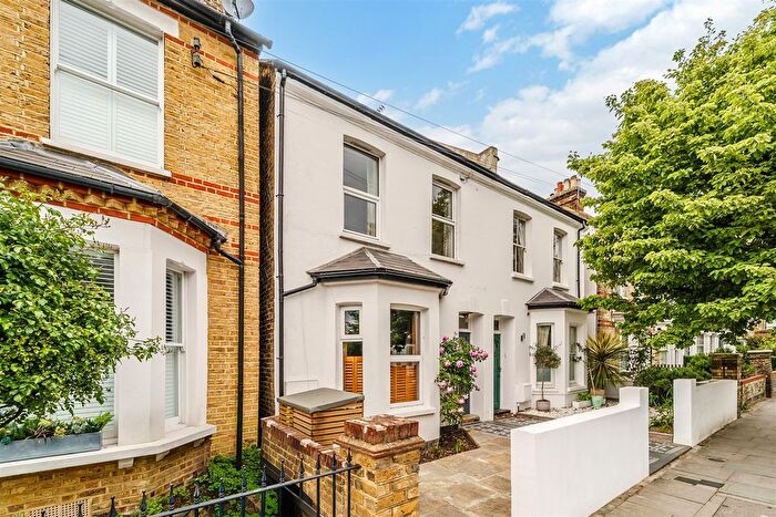 3 Bedroom Property To Rent In Graham Road, Wimbledon, SW19