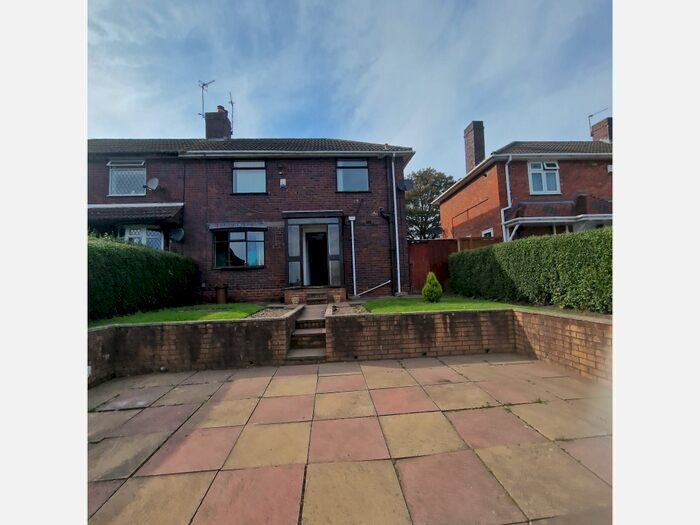 3 Bedroom Semi-Detached House To Rent In Bath Street, Sedgley, Dudley, DY3