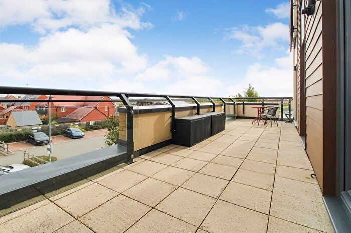 2 Bedroom Apartment For Sale In Purcell Place, Biggleswade, SG18