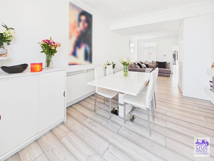 4 Bedroom Terraced House For Sale In Stafford Street, Gillingham, ME7