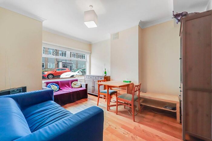 2 Bedroom End Of Terrace House For Sale In Knighton Park Road, London, SE26