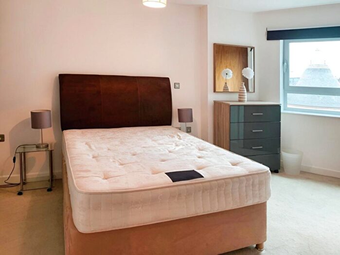 1 Bedroom Flat To Rent In Great George Street, Leeds, West Yorkshire, LS1