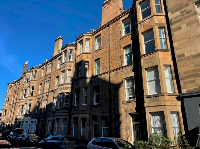 2 Bedroom Flat To Rent In Viewforth Gardens, Edinburgh, EH10