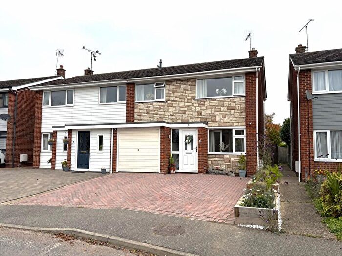 3 Bedroom Semi-Detached House For Sale In Millwrights, Tiptree, CO5