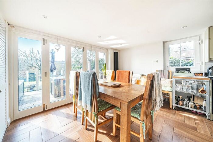 3 Bedroom End Of Terrace House For Sale In Hammer Vale, Haslemere, Hampshire, GU27