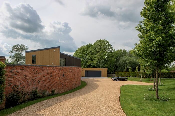 5 Bedroom Detached House For Sale In The Common, East Stour, Dorset, SP8