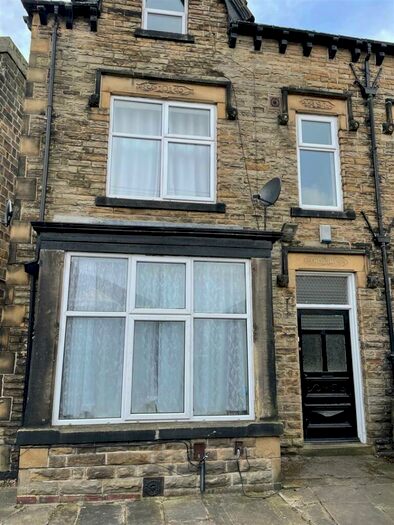 1 Bedroom Apartment To Rent In Hollyshaw Lane, Whitkirk, LS15