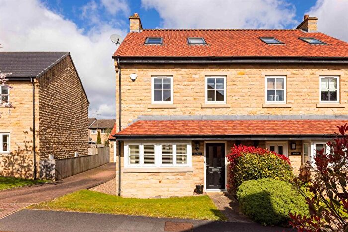 3 Bedroom Semi Detached House For Sale In Rosebank, Bardsey, Leeds, LS17