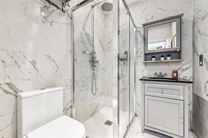 3 Bedroom End Of Terrace House For Sale In Alder Road, East Sheen, London, SW14