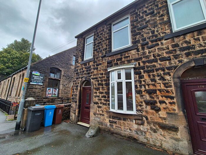 3 Bedroom Terraced House To Rent In Huddersfield Road, Diggle, OL3