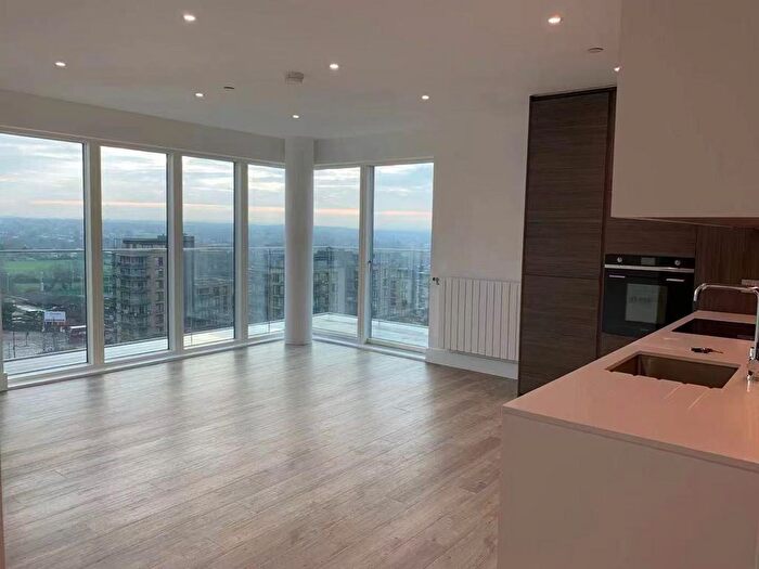 2 Bedroom Flat To Rent In , Kidbrooke Park Road, SE3