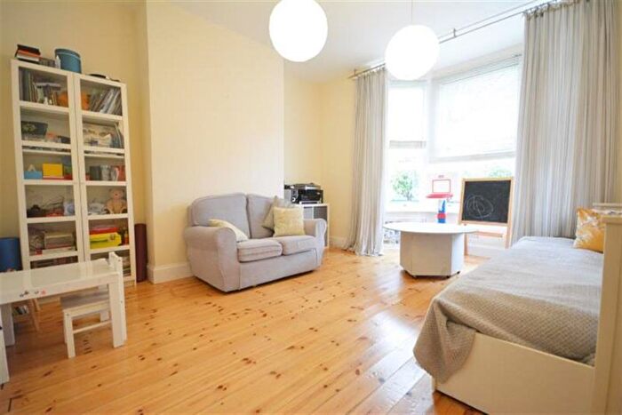 1 Bedroom Flat To Rent In Addison Street, Nottingham, NG1