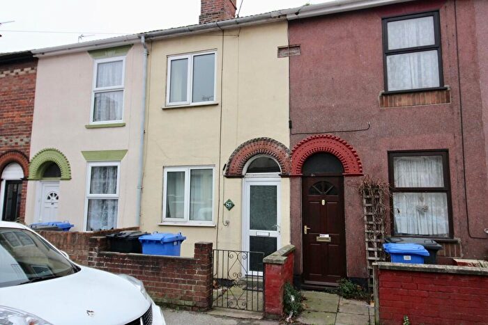 2 Bedroom Terraced House To Rent In Roman Road, Lowestoft, NR32