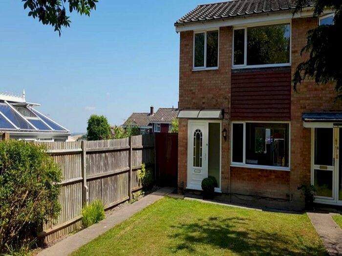 3 Bedroom Property To Rent In Stile Plantation, Royston, SG8