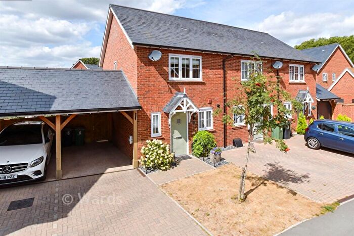 2 Bedroom End Of Terrace House For Sale In Gorham Road, Allington, Kent, ME16