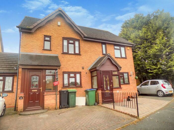 2 Bedroom Semi-Detached House To Rent In Patricia Drive, DY4