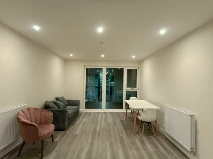 1 Bedroom Flat To Rent In Tansy House, Blackhorse View, Forest Road, London, E17