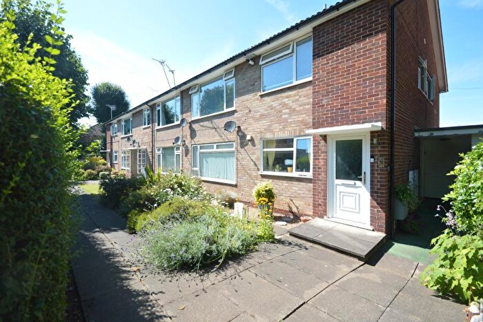 2 Bedroom Apartment To Rent In Hatton Court, Windsor, SL4