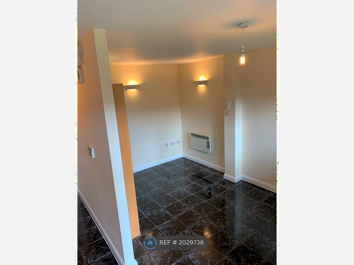 1 Bedroom Flat To Rent In Marlborough Avenue, London, E8