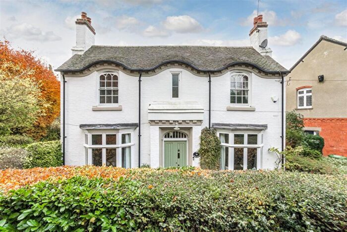 4 Bedroom Detached House For Sale In Church Walk, Atherstone, CV9