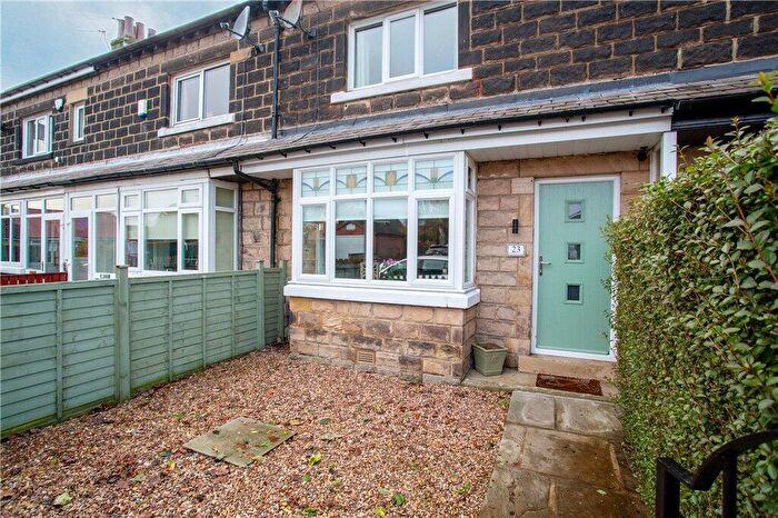 2 Bedroom Terraced House For Sale In Sunnybank Crescent, Yeadon, Leeds, West Yorkshire, LS19