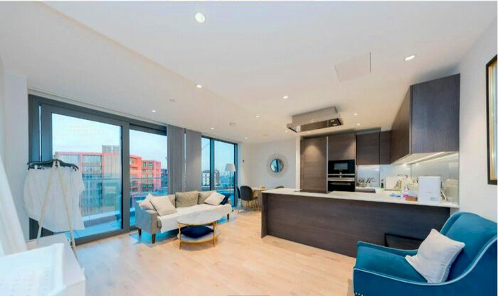 2 Bedroom Flat To Rent In Camley Street, London, N1C