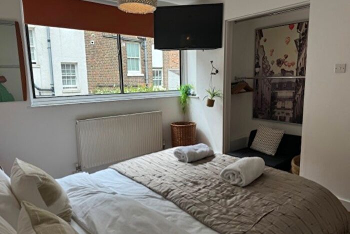 1 Bedroom Flat To Rent In Cato Street, Marylebone, London, W1H
