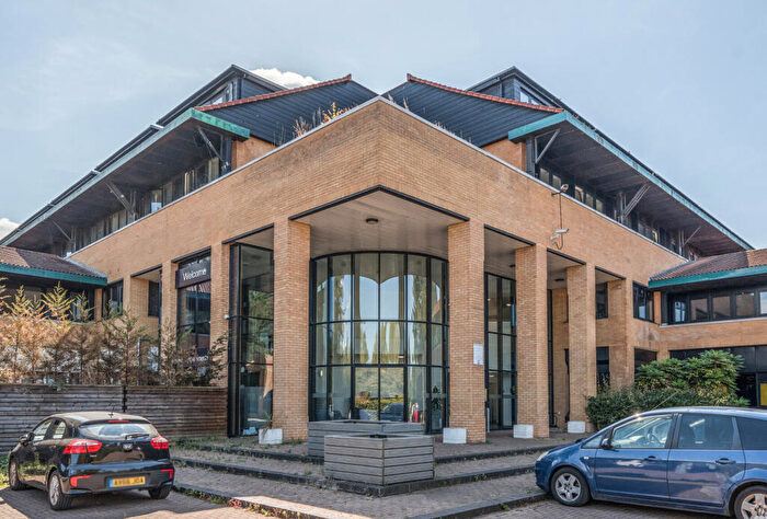 1 Bedroom Apartment For Sale In Whitchurch Lane, Bristol, Somerset, BS14