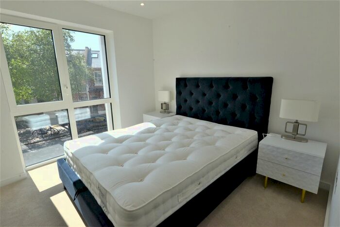 2 Bedroom Flat To Rent In Tierney Lane, London, W6