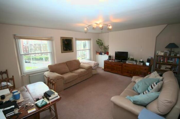 1 Bedroom Flat To Rent In Montpelier Vale, Blackheath, SE3