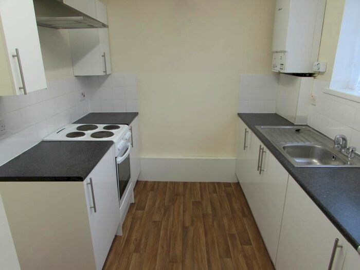 2 Bedroom Flat To Rent In Dauphine Court, Spencer Road, Harrow, Middlesex, HA3