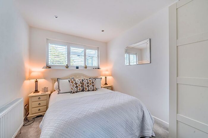 3 Bedroom Bungalow For Sale In Heron Drive, Colehill, Wimborne, BH21