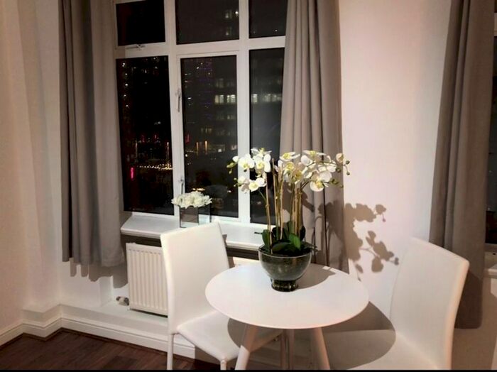 Studio To Rent In Euston Road, London NW1