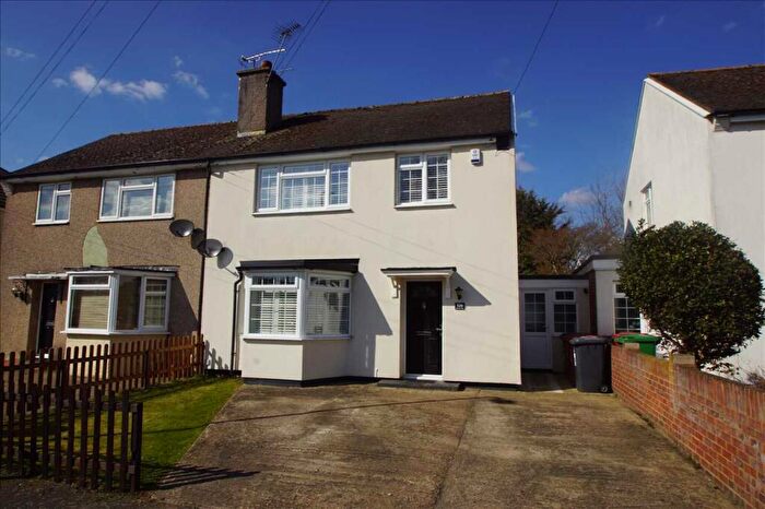 3 Bedroom Semi-Detached House For Sale In Mercian Way, Cippenham, SL1